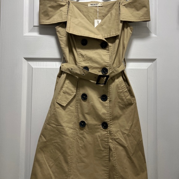 Strapless Tan Trench Dress - Picture 2 of 5